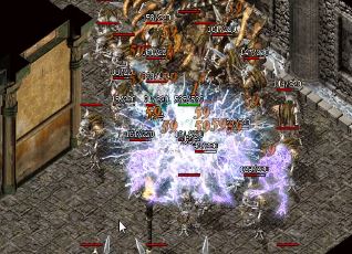 在传奇SF版本1.76中，组建团队时应考